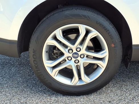 Certified 2018 Ford Edge Titanium w/ Equipment Group 301A FWD image 7