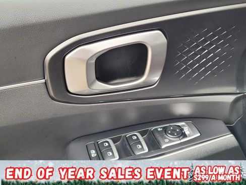 Used 2022 Kia Sorento S w/ Panoramic Sunroof Package image 16