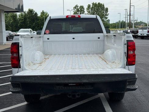 Used 2018 Chevrolet Silverado 1500 W/T w/ WT Convenience Package AWD/4WD image 7