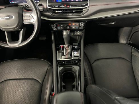 Used 2022 Jeep Compass Trailhawk w/ Trailhawk Elite Group image 17