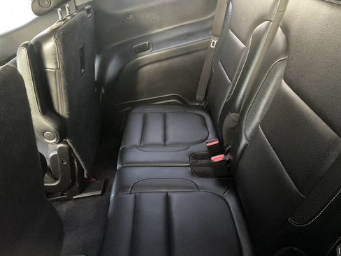 Used 2019 GMC Acadia SLT AWD/4WD image 7