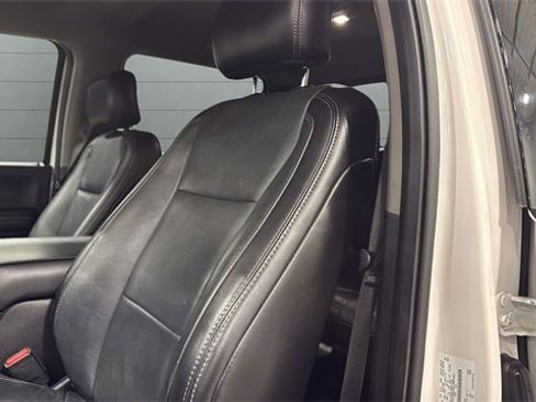 Used 2017 Ford F150 Lariat w/ Equipment Group 501A Mid image 23