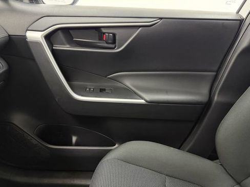 Used 2023 Toyota RAV4 LE FWD image 23