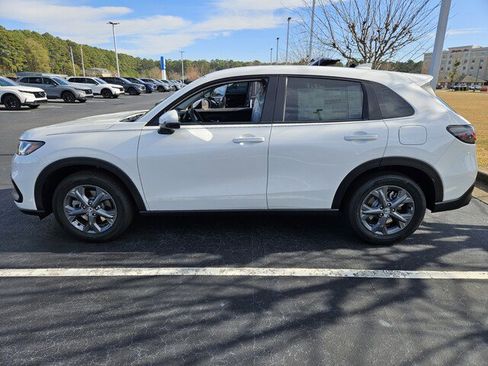 New 2026 Honda HR-V LX image 4