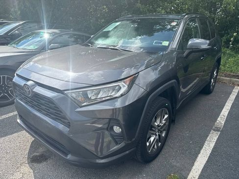Used 2020 Toyota RAV4 XLE Premium AWD/4WD image 2
