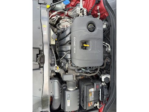 Used 2017 Hyundai Elantra Limited FWD image 29