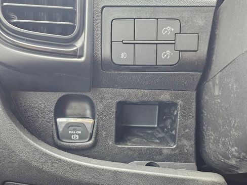 New 2024 RAM ProMaster 3500 w/ Delivery Van Package image 23