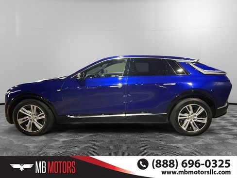 Used 2024 Cadillac Lyriq Tech image 9