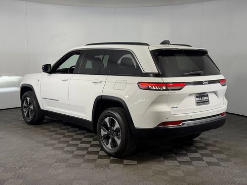 Used 2024 Jeep Grand Cherokee Limited 4xe AWD/4WD image 8