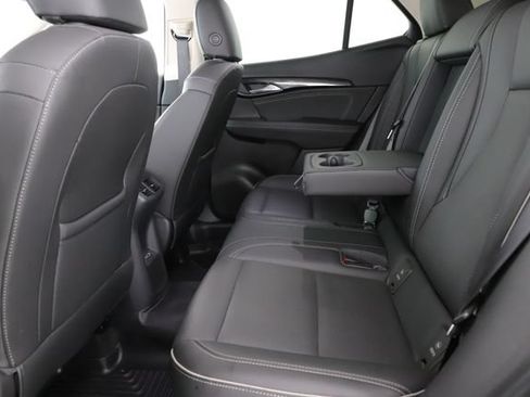 Used 2022 Buick Envision Essence w/ Safety Package FWD image 26