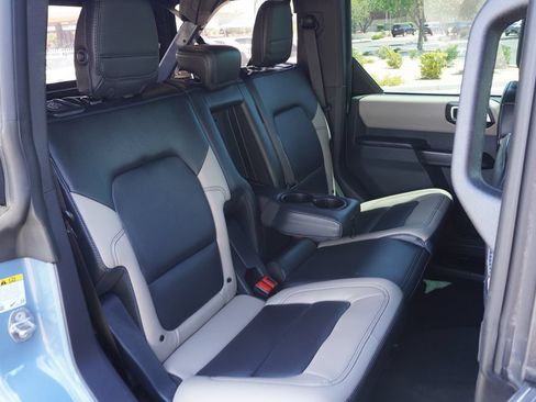 Used 2024 Ford Bronco Wildtrak AWD/4WD image 10