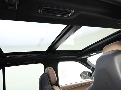 New 2026 Lincoln Navigator Black Label AWD/4WD image 17