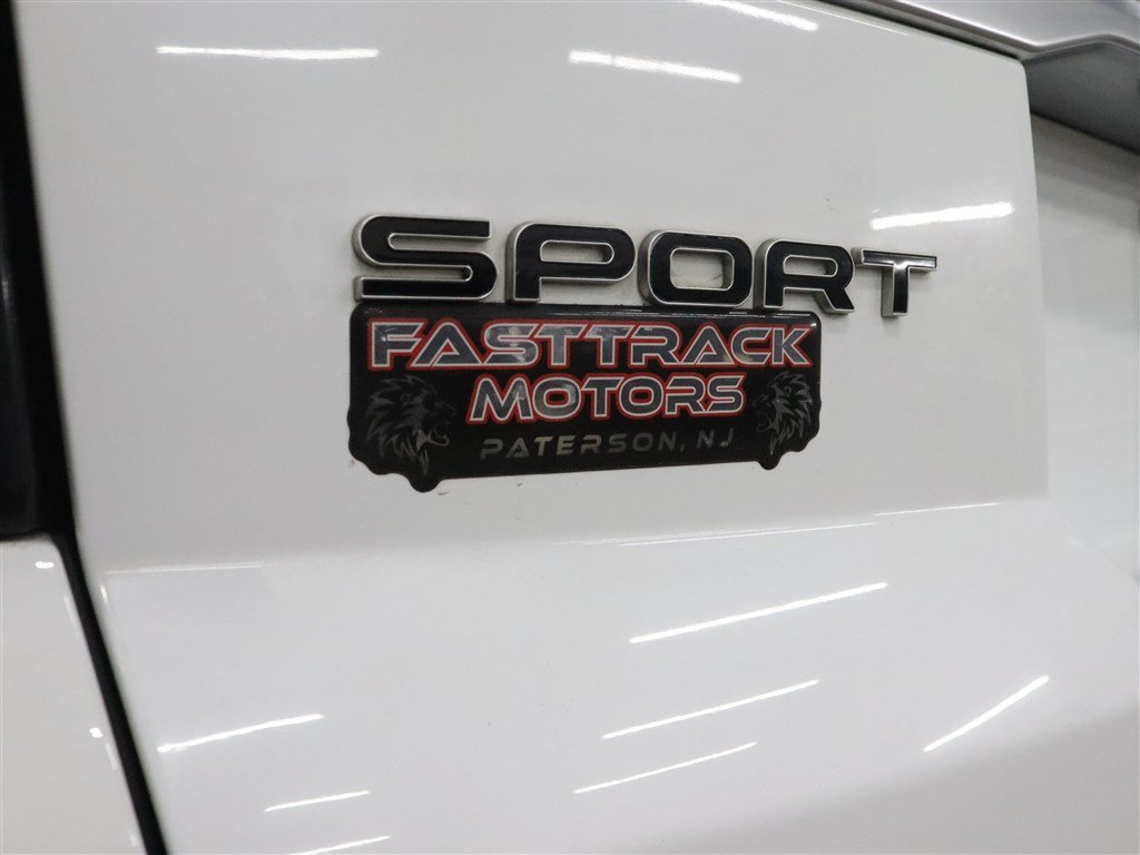 Used 2018 Land Rover Range Rover Sport HSE AWD/4WD image 8