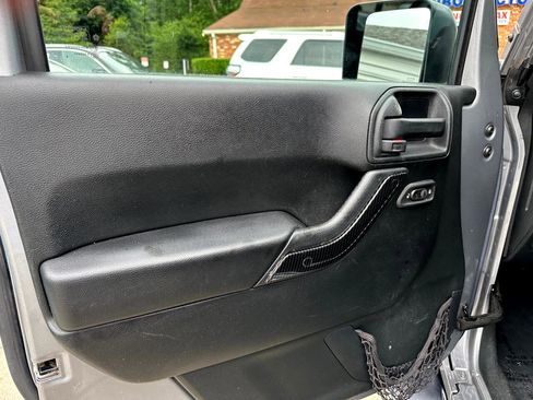 Used 2016 Jeep Wrangler Unlimited Sport w/ Quick Order Package 24S image 14