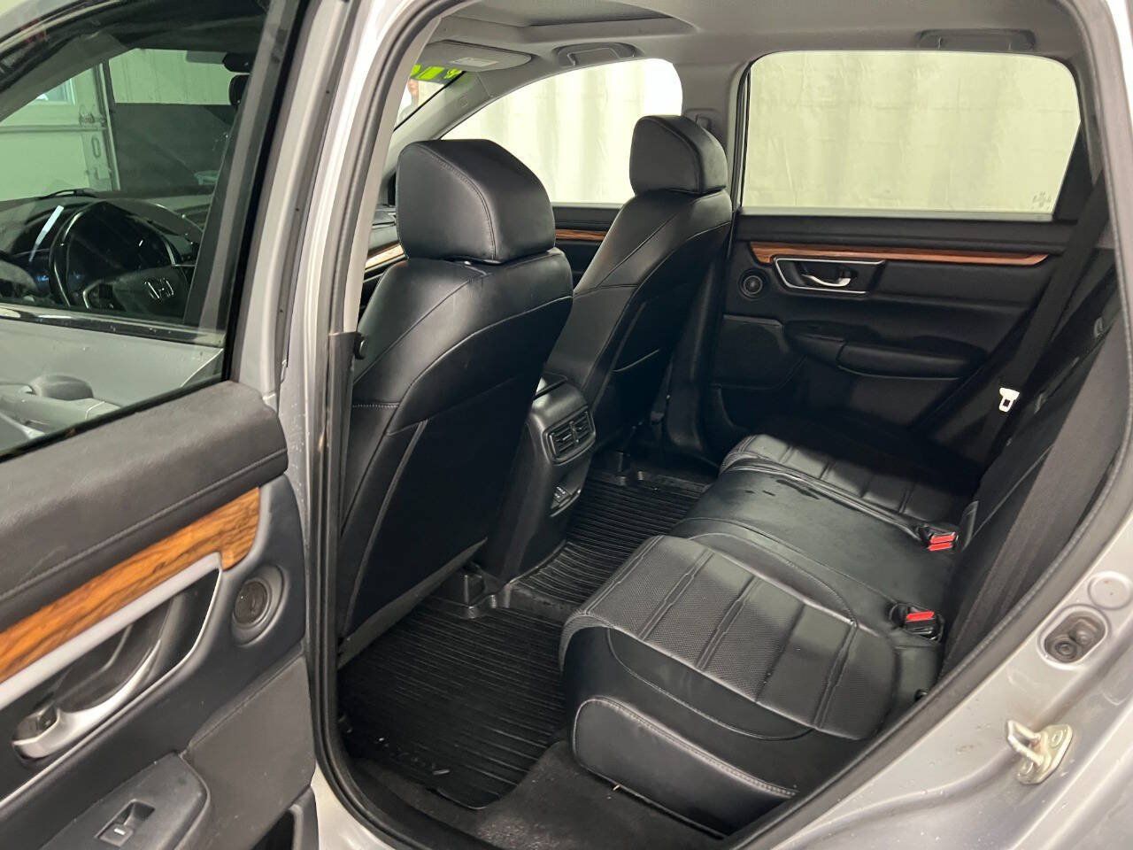 Used 2017 Honda CR-V EX-L image 9
