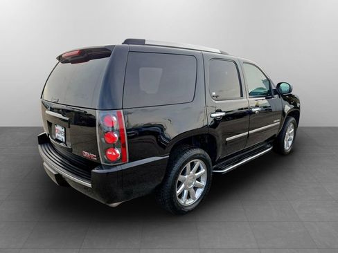 Used 2014 GMC Yukon Denali AWD/4WD image 6