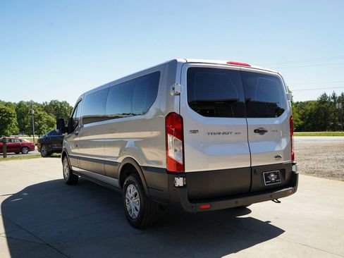 Used 2023 Ford Transit 350 XLT RWD image 4