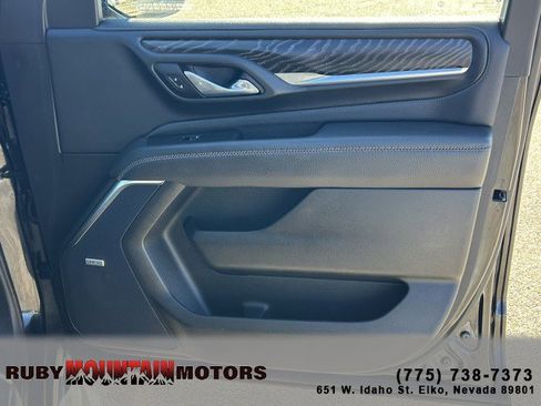 Used 2023 GMC Yukon Denali image 28