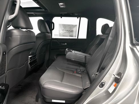 New 2025 Lexus LX 600 4WD w/ Premium Package image 7