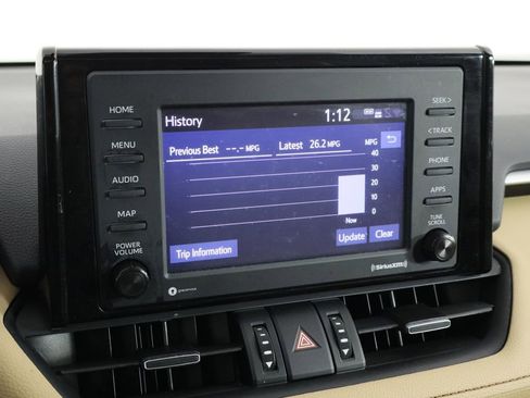 Used 2021 Toyota RAV4 XLE Premium image 35