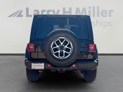 New 2025 Jeep Wrangler Rubicon w/ Convenience Group image 5