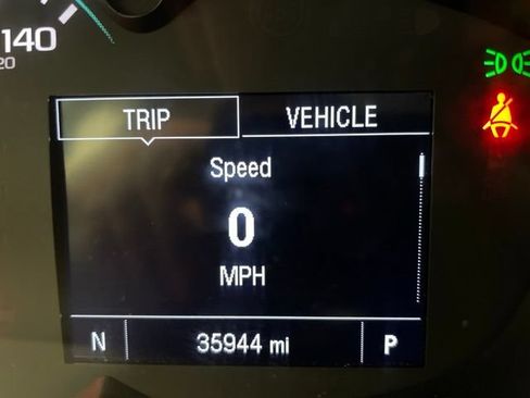 Used 2021 Chevrolet Trax LT FWD image 19