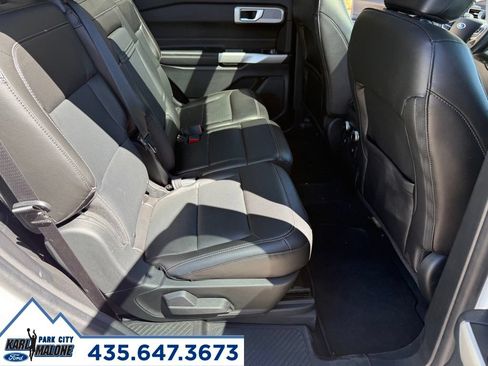 Used 2022 Ford Explorer Limited w/ Equipment Group 301A AWD/4WD image 36