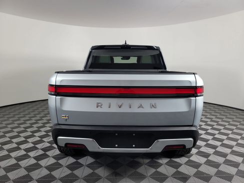 Used 2023 Rivian R1T Adventure image 4