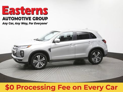 Used 2025 Mitsubishi Outlander Sport SE AWD/4WD image 57