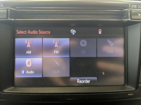 Used 2014 Toyota RAV4 LE image 13