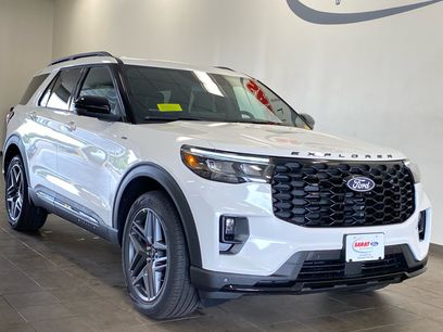 New 2027 Ford Explorer ST-Line w/ Premium Package