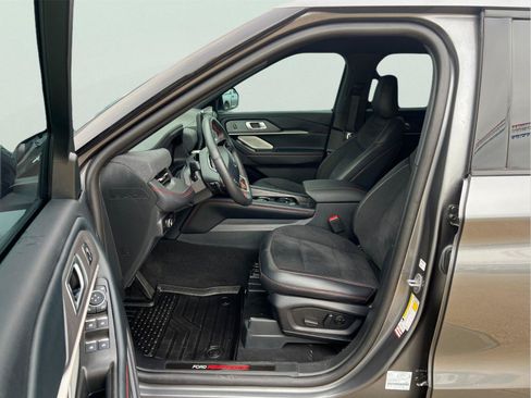 Used 2025 Ford Explorer ST w/ Sun And Sound Package AWD/4WD image 9
