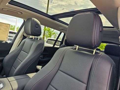 New 2026 Mercedes-Benz GLS 450 4MATIC image 19