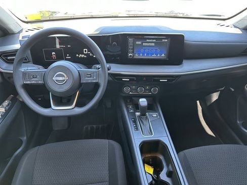 Certified 2025 Nissan Kicks S AWD/4WD image 24