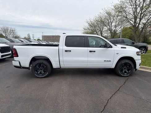 Used 2026 RAM 1500 Big Horn AWD/4WD image 6