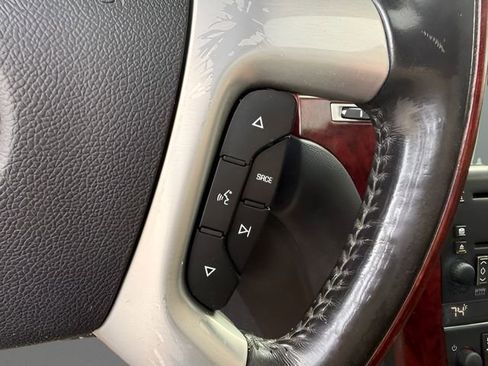 Used 2007 Cadillac Escalade EXT w/ Information Package image 33