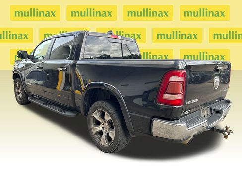 Used 2019 RAM 1500 Laramie AWD/4WD image 3