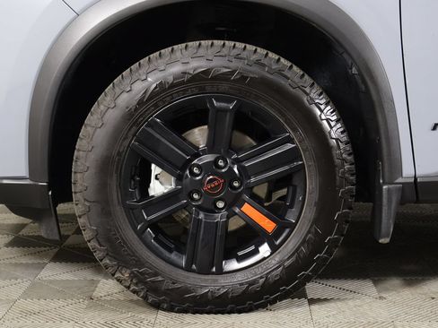 Used 2025 Nissan Rogue SV w/ Rock Creek Premium Package AWD/4WD image 22