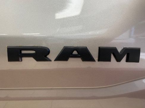 Used 2022 RAM 1500 Big Horn RWD image 7