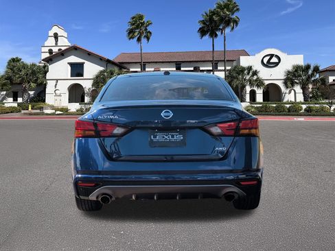 Used 2019 Nissan Altima 2.5 SR AWD/4WD image 3