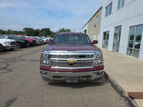 Used 2015 Chevrolet Silverado 1500 LT w/ LT Convenience Package AWD/4WD image 2