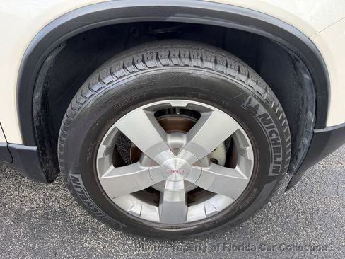 Used 2011 GMC Acadia SLT AWD/4WD image 82