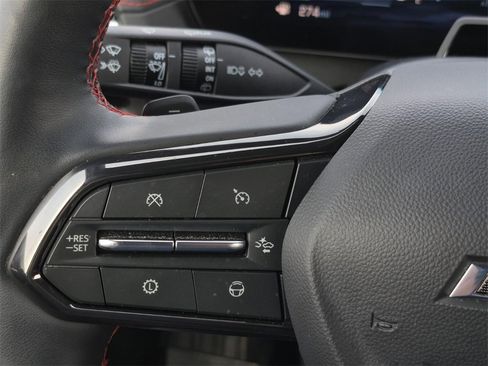 Certified 2025 Chevrolet Traverse RS w/ LPO, Floor Liner Package image 23