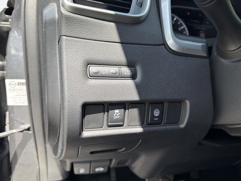 Used 2022 Nissan Murano S image 22