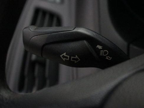 Used 2017 Ford Focus SEL image 14