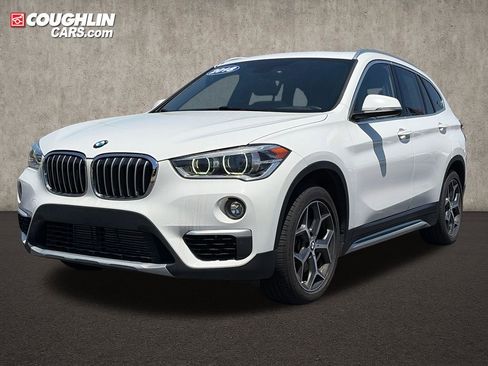 Used 2018 BMW X1 xDrive28i w/ Premium Package AWD/4WD image 3