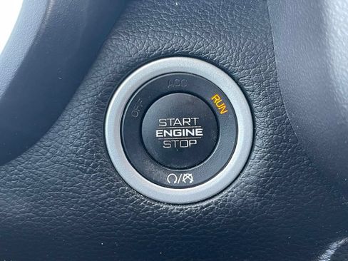 Used 2020 RAM 1500 Big Horn AWD/4WD image 27