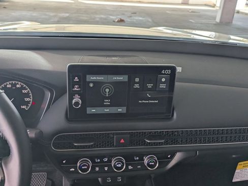 New 2026 Honda HR-V EX-L image 12