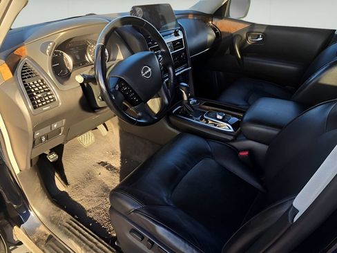 Used 2021 Nissan Armada SL w/ Captain's Chairs Package AWD/4WD image 28