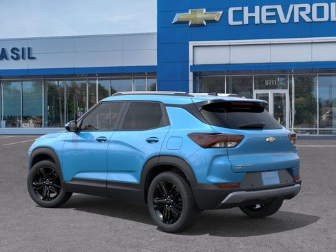 New 2026 Chevrolet TrailBlazer LT w/ Midnight Edition AWD/4WD image 3